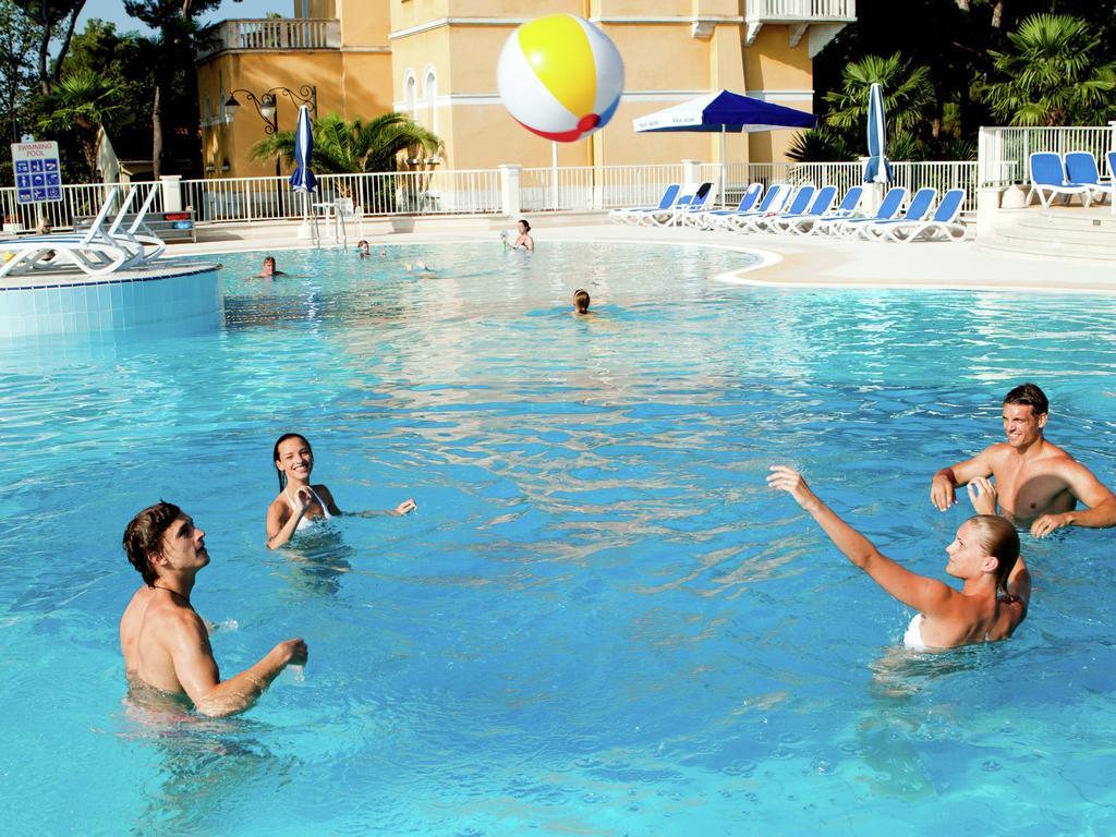 Aminess Laguna Hotel Novigrad Istria Szoba fotó